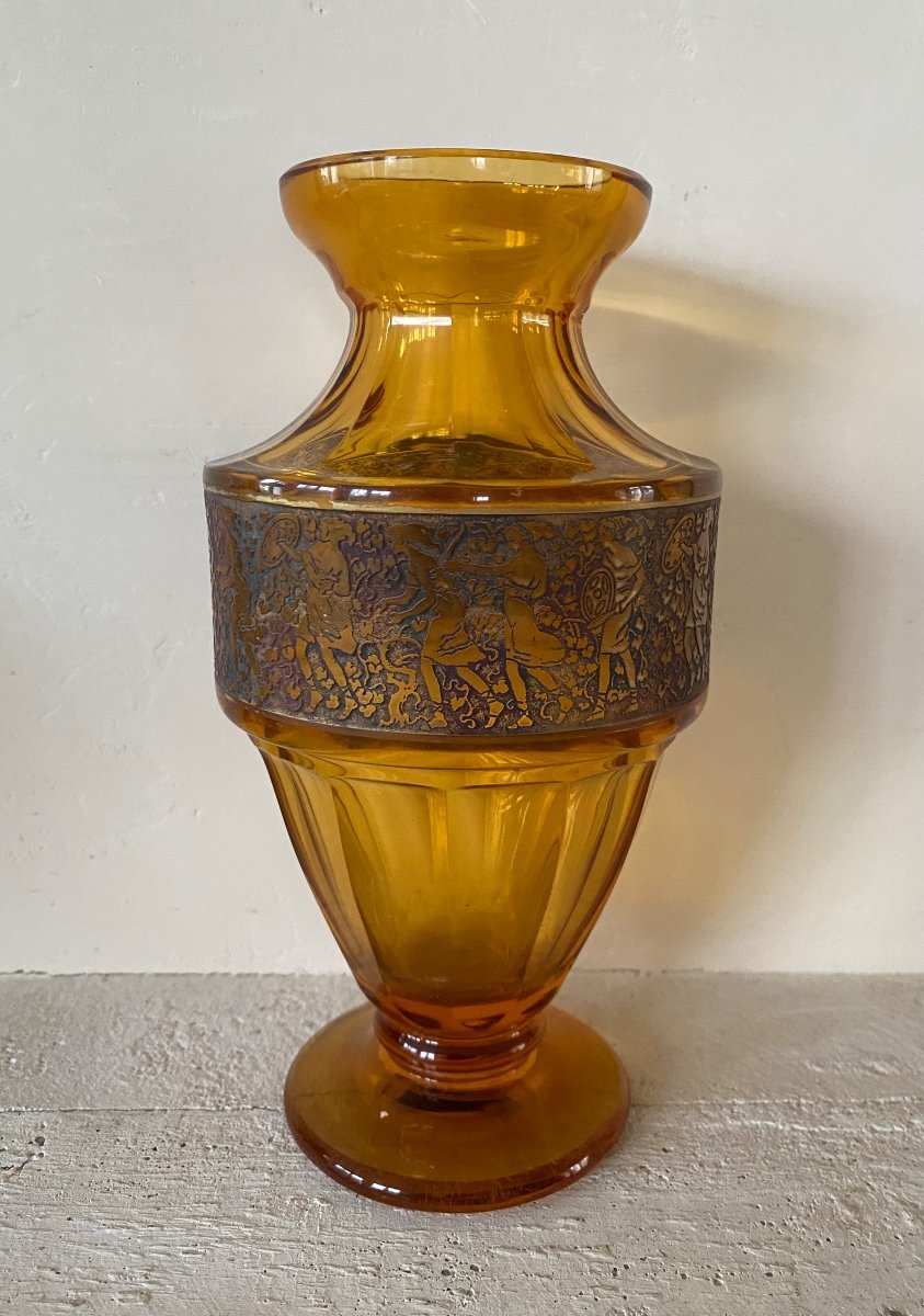 Moser. Karlsbad. Vase En Cristal Ambré. Décor Gravé à L’acide Et Doré. Frise à L’antique. 