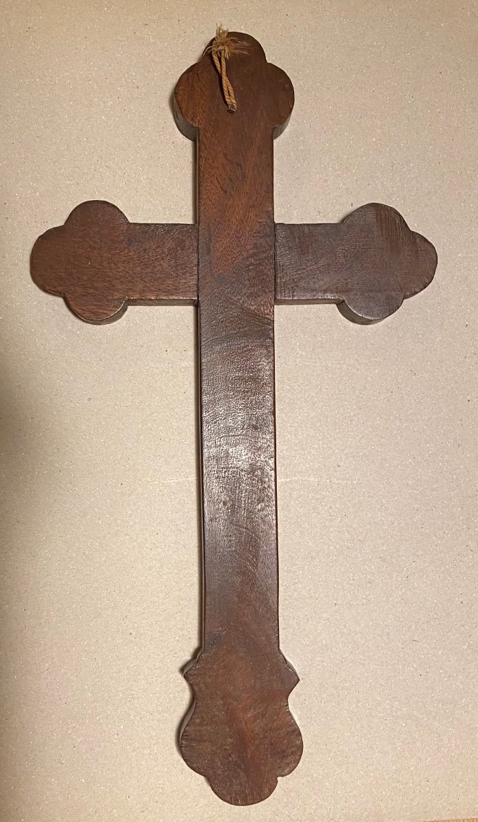 Cross In Exotic Wood And Mother-of-pearl. Indochina 19th Century. Floral Decoration And Passion Of Christ. -photo-1