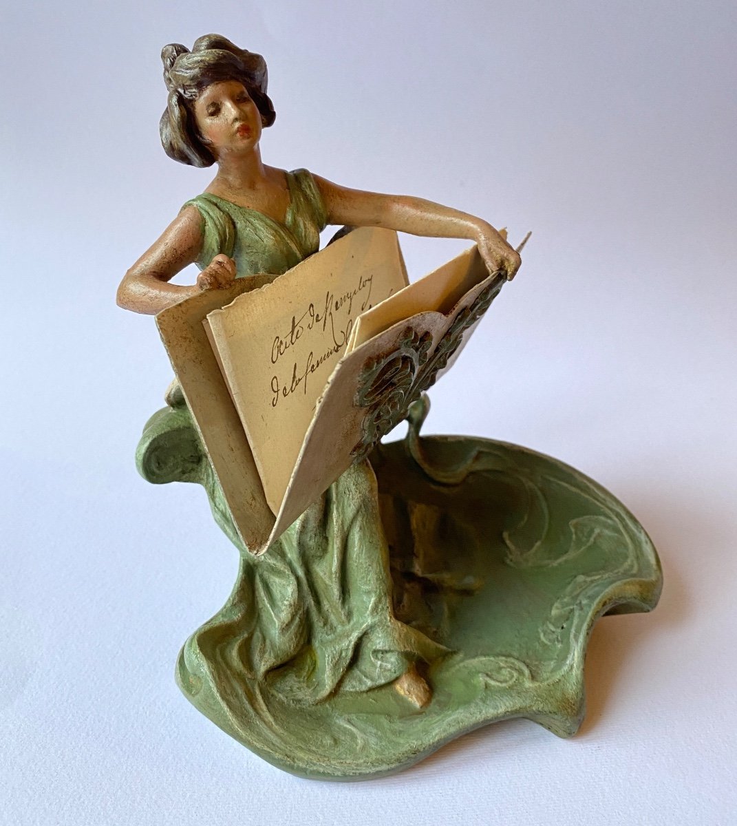 Porte Cartes Art Nouveau En Métal Peint. XIXème.  Femme En Robe Verte.-photo-2
