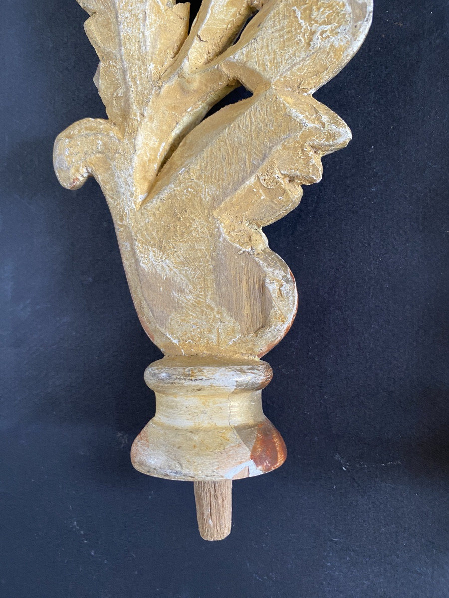 Paire D’éléments Décoratifs En Bois Sculpté Et Doré XIXème.  Motif Végétal. -photo-2