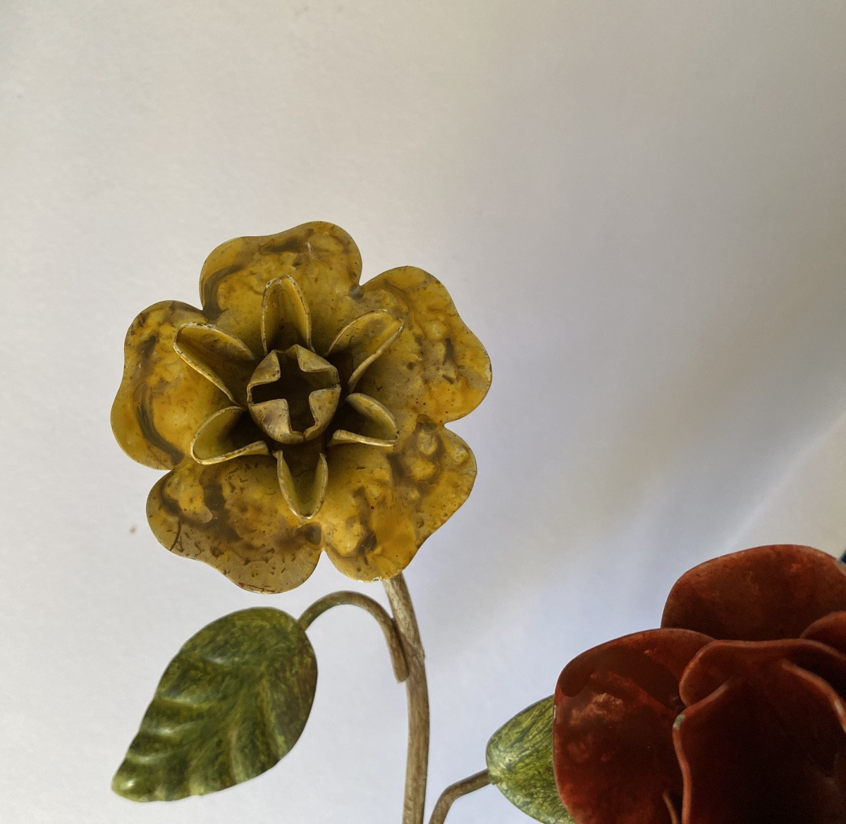 Flower Vase. Cast Iron And Painted Metalwork. Early 20th Century. -photo-3