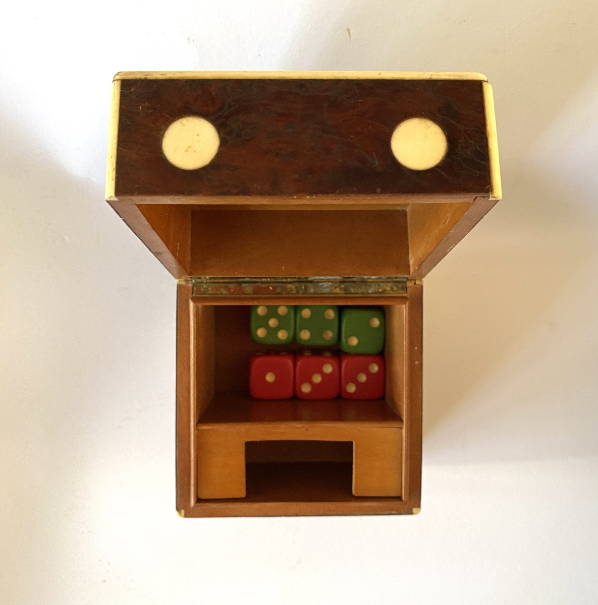 Art Deco Dice Box. Elm Burl Veneer And Ivory Pastilles. -photo-7