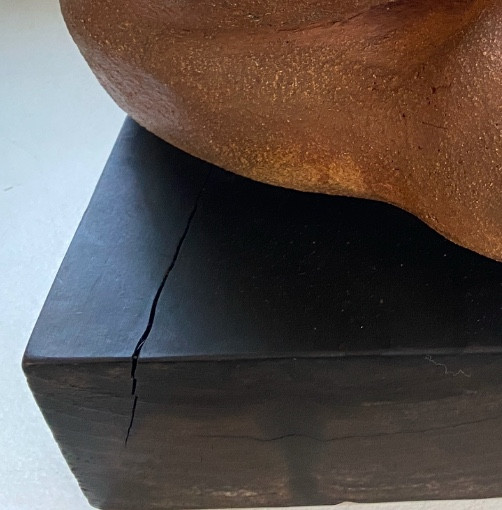 “reclining Female Nude”. Terracotta Sculpture From The Mid-20th Century On A Blackened Wooden Base. -photo-4
