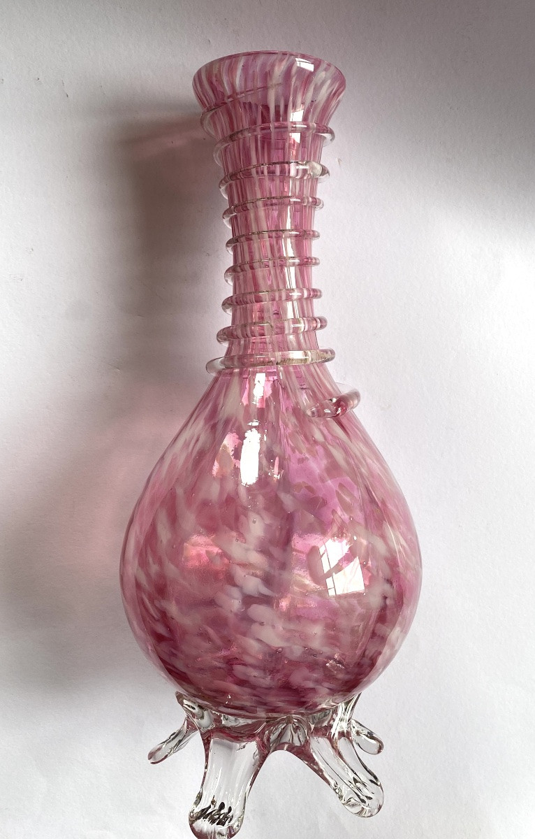 Verrerie Clichy. Legras Plaine St Denis. Vase rose et blanc. Fin XIXème. Début XXème. -photo-1