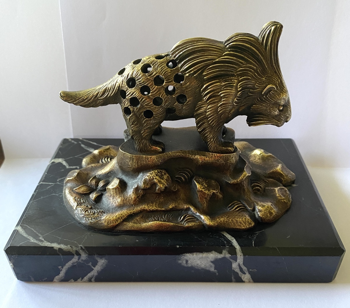 Porc-épic en bronze XIXème. Socle en marbre. Porte cure-dents.  Curiosité. -photo-4