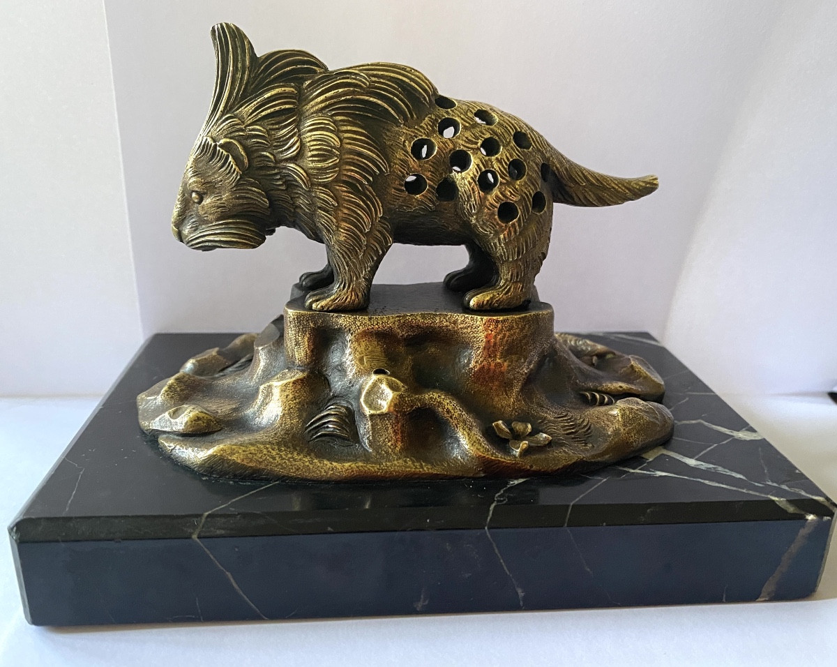 Porc-épic en bronze XIXème. Socle en marbre. Porte cure-dents.  Curiosité. 