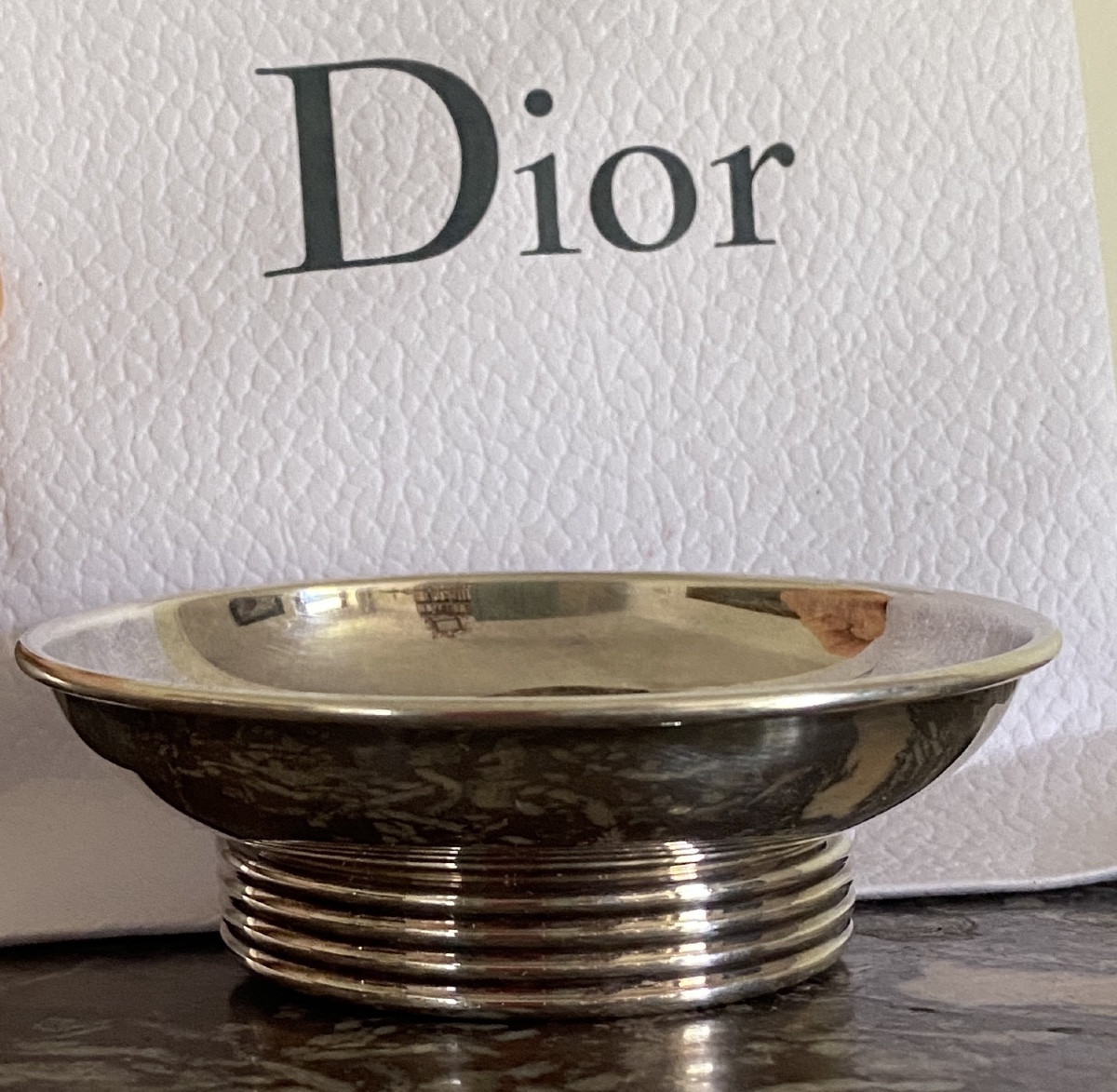 Christian Dior. Coupelle de style Art Déco en métal argenté. Années 80.-photo-3