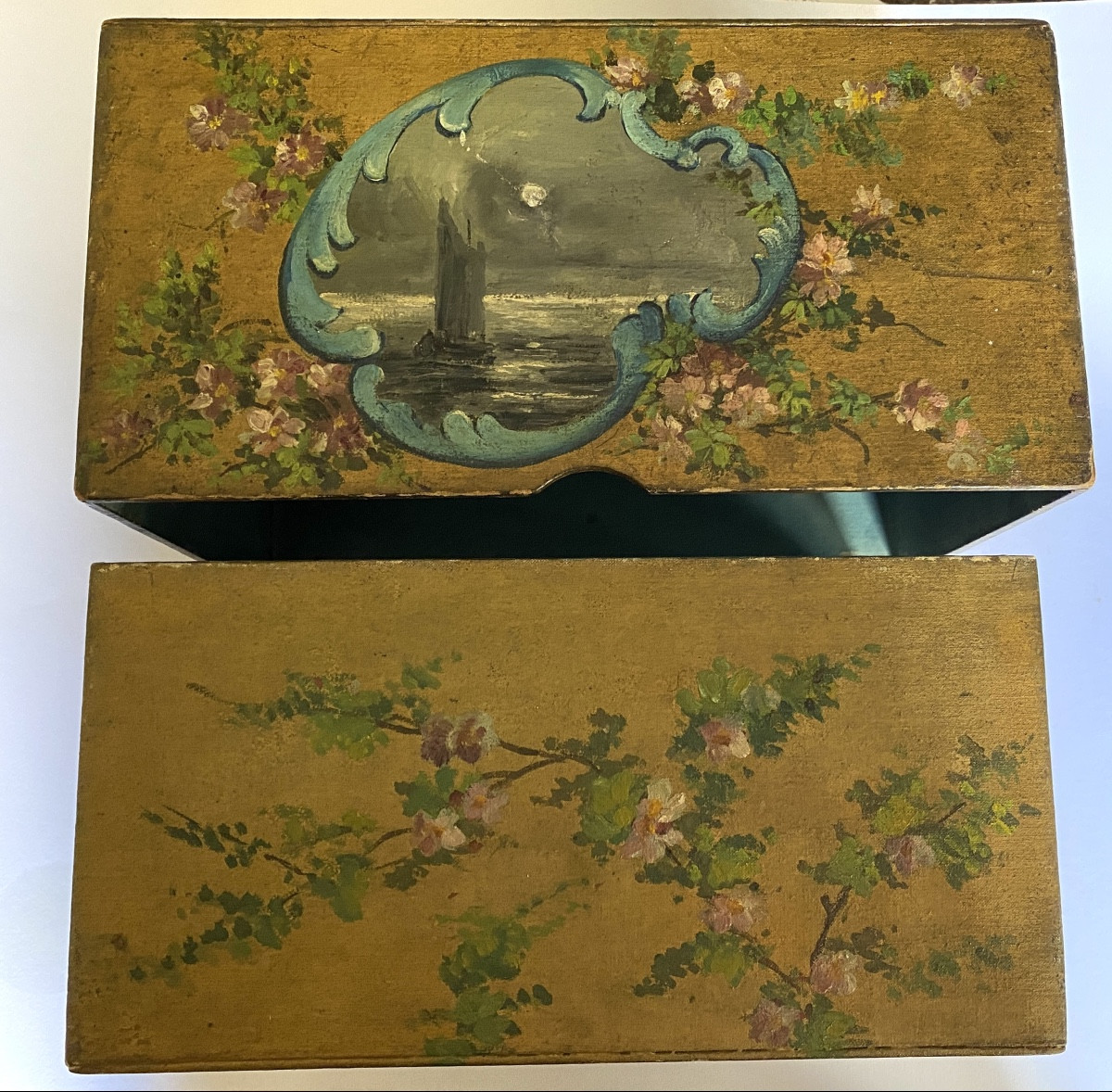 19th Wooden Box Painted. Oil On Canvas Decorations Of Landscapes And Flowers. 