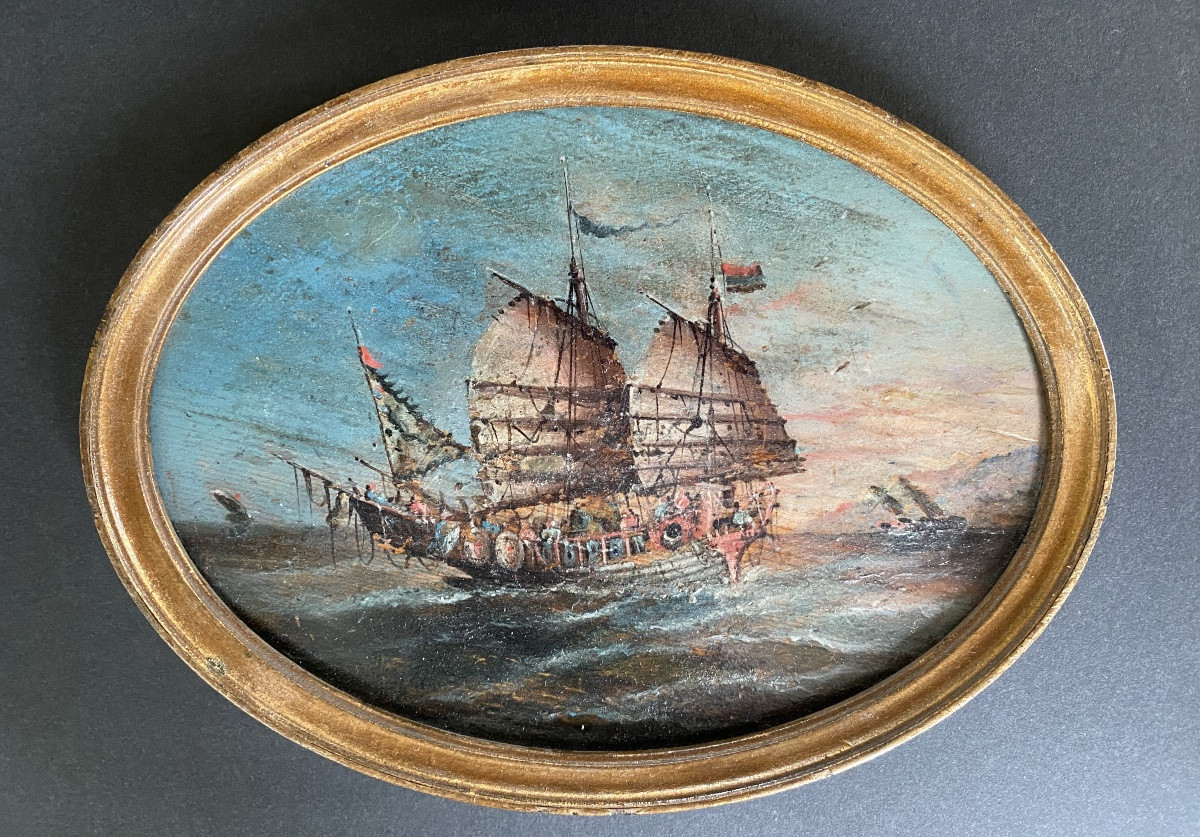 Canton School, 19th Century. Pair Of Seascapes. Oil On Framed Oval Panel. Chinese Junks -photo-3
