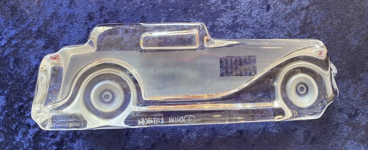 Xavier Froissart pour Daum. Presse-papiers en cristal. Voiture ancienne. Modèle “Marly”. 1987.-photo-4