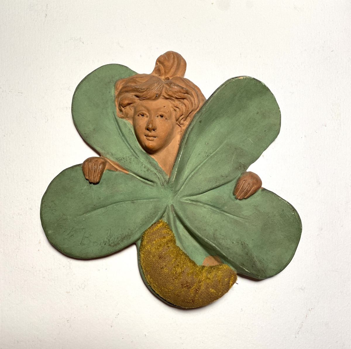 “ I Bring Good Luck.” Art Nouveau Terracotta Pincushion. Four-leaf Clover. 