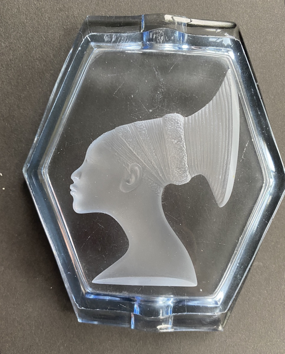 Art Deco Molded Glass Ashtray. Profile Of A Mangbetu Woman. Colonial Exhibition 1931.-photo-3
