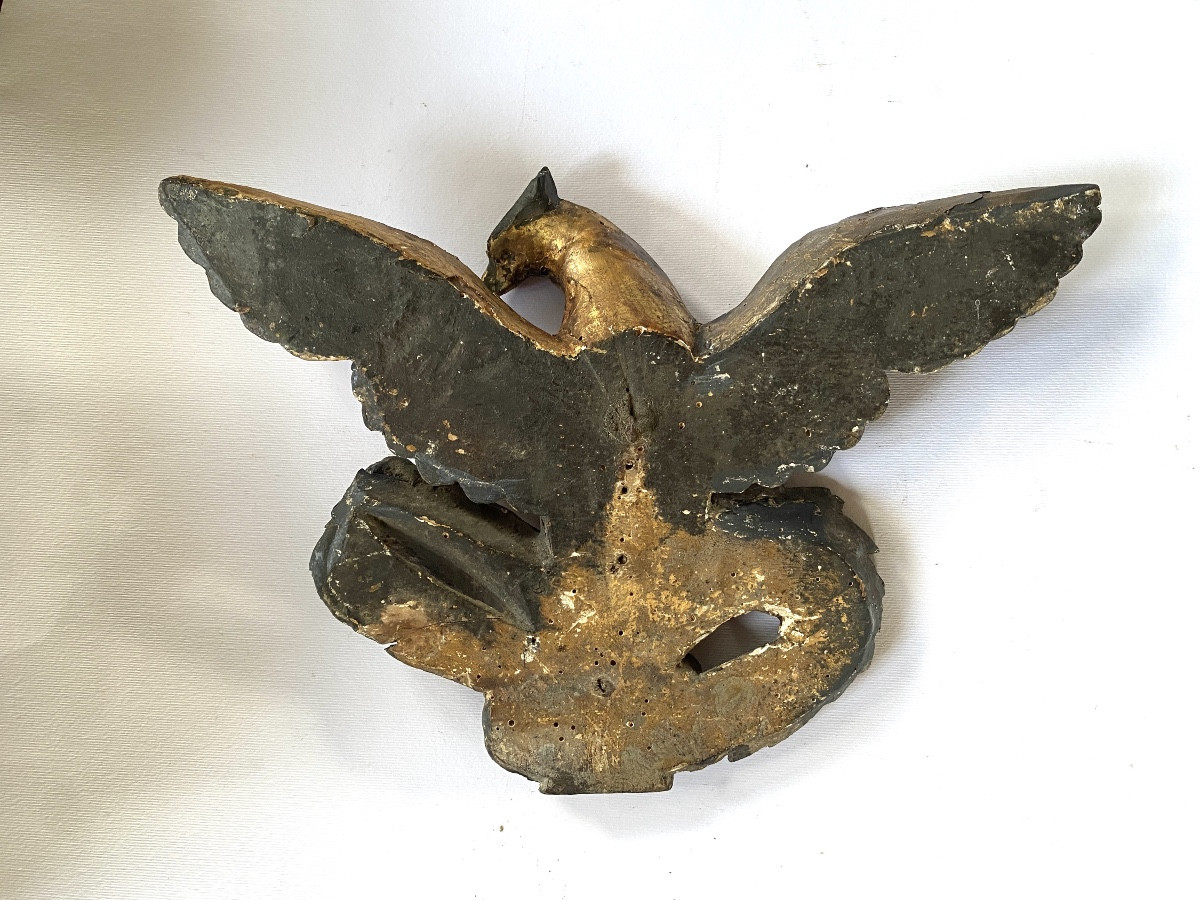 Saint esprit XVIIIème en bois sculpté, peint et doré. -photo-1