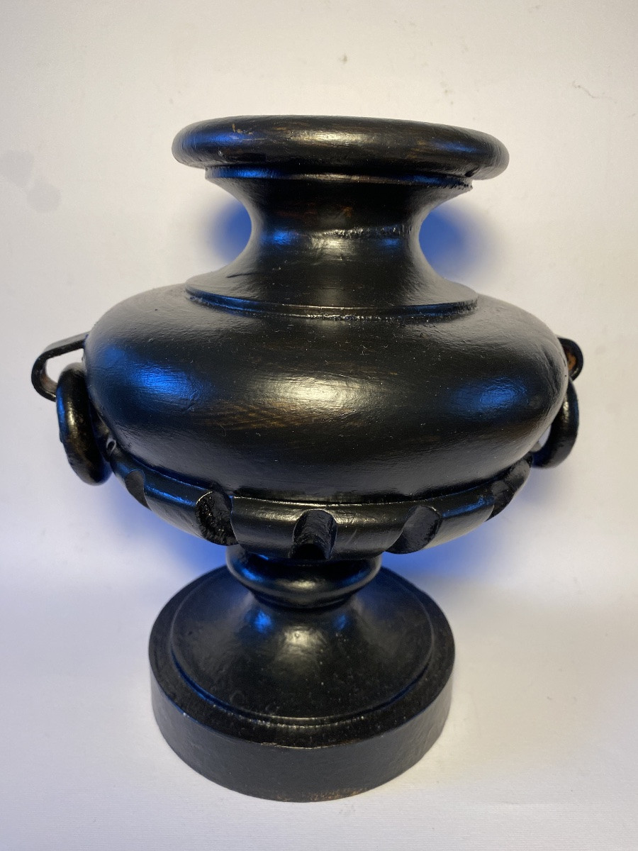 Vase décoratif en bois tourné et noirci milieu XXème. -photo-2