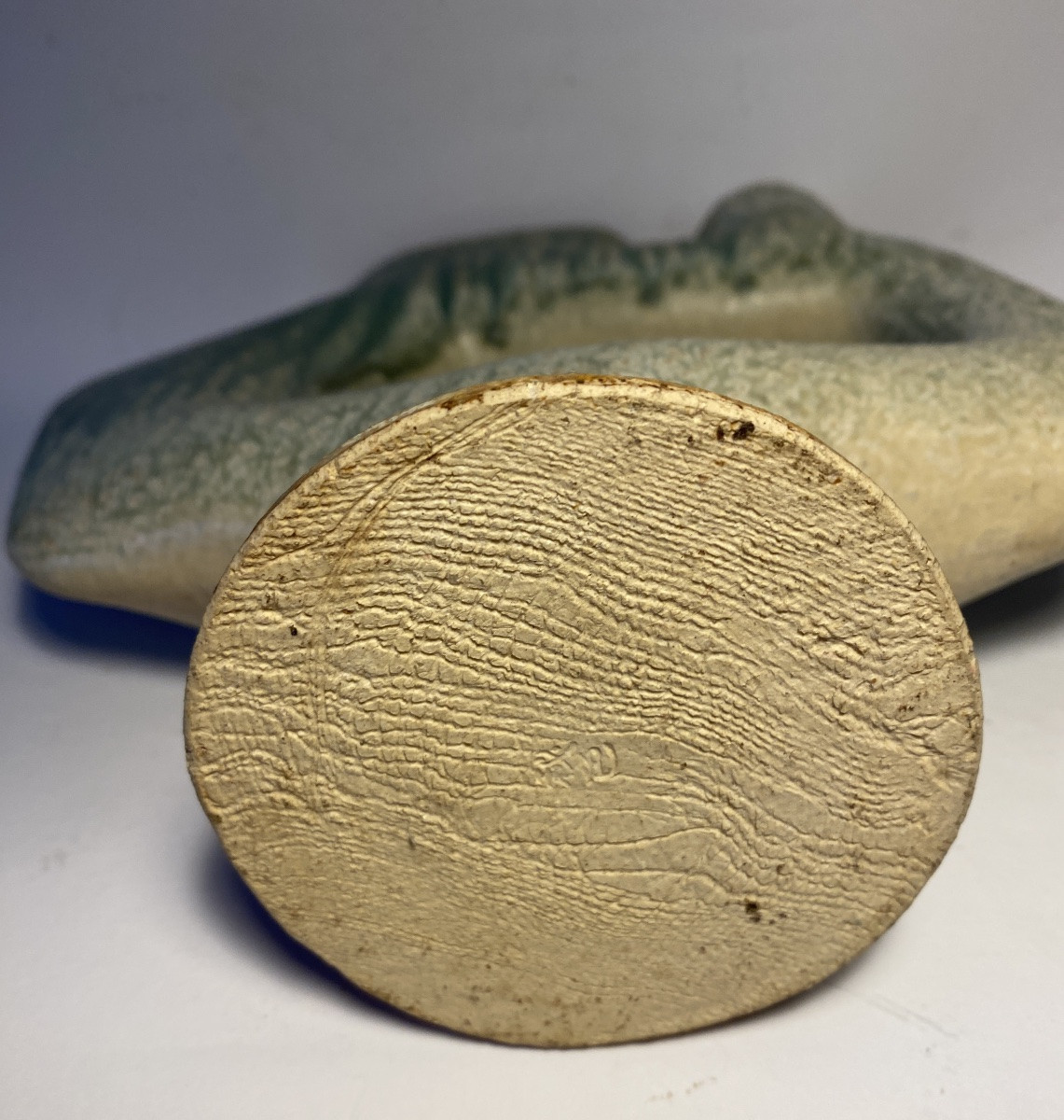 Vase en céramique moderniste. Années 70.-photo-2