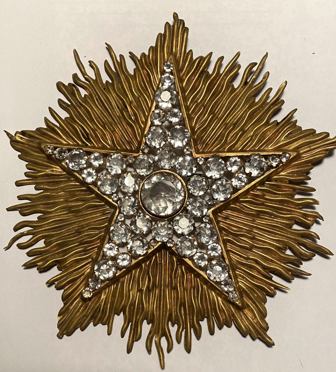 Grande étoile veilleuse de cierge XIXème. Strass sur fond rayonnant en laiton doré. -photo-3