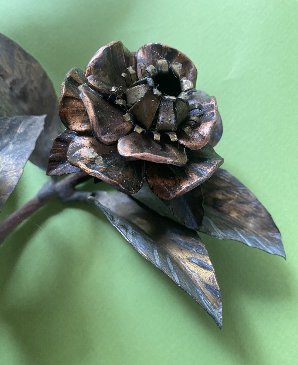 Applique décorative début XXème. Bouquet de fleurs. Travail de ferronnerie. Cuivre et fer forgé-photo-6