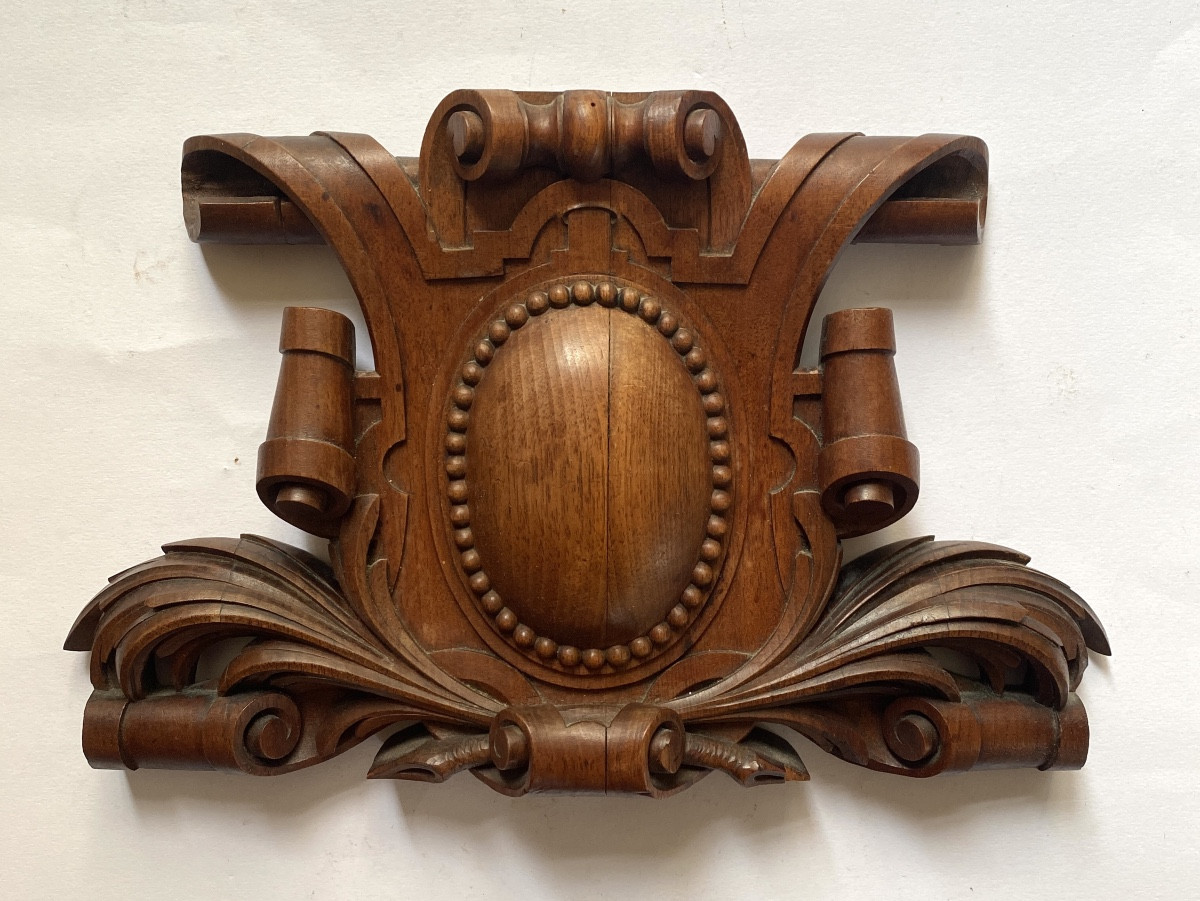 19th Carved Wooden Ornamental Pediment. Central Beaded Medallion, Palm Fronds And Scrolls. 