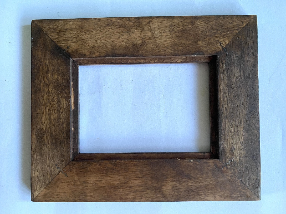 20th Century Wooden Frame. Painted Decoration Of Gilded Scrolls. -photo-3