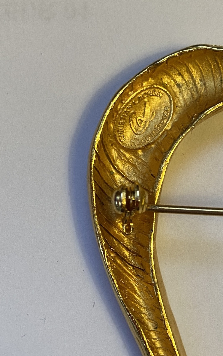 Christian Lacroix. 20th Century Gold-plated Metal Brooch. Heart. -photo-4