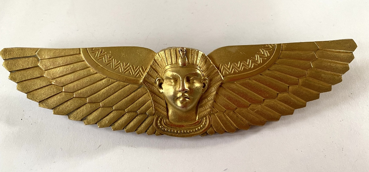 Egyptomania. Bronze décoratif XIXème. Tête de pharaon ailé. 