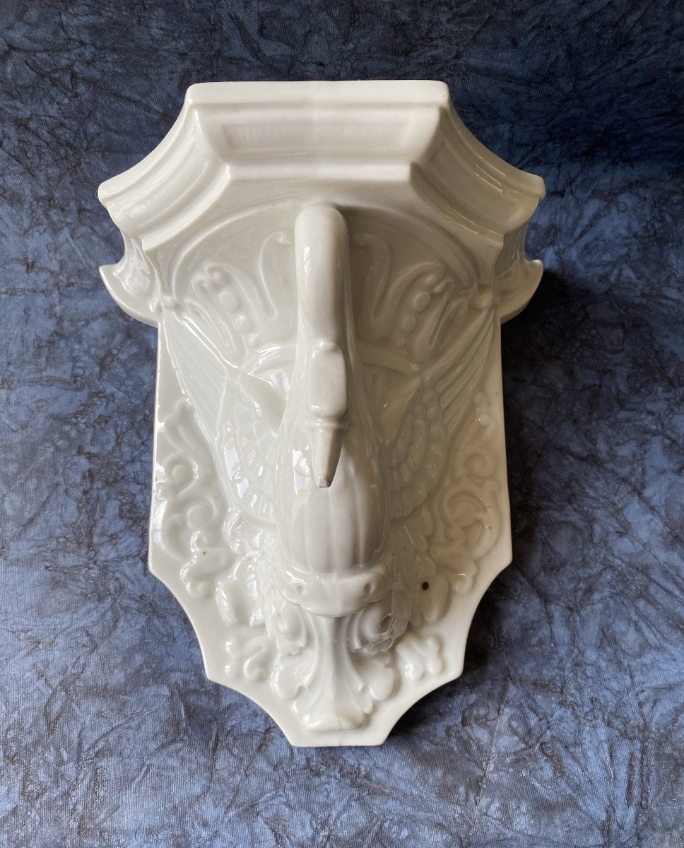 Sellette In White Porcelain, Early 19th Century. Swan With Spread Wings.-photo-3