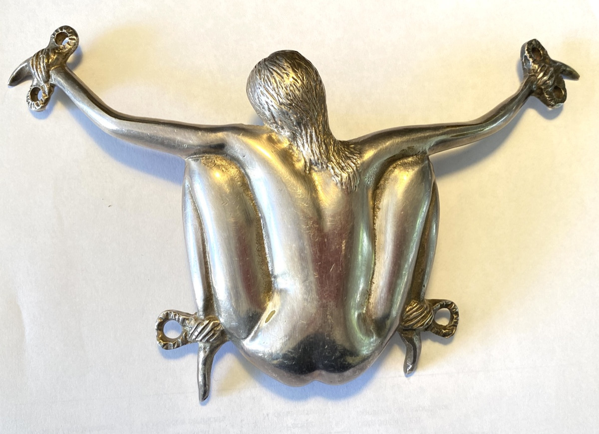 Georges Mailian. Boucle de ceinture en bronze argenté années 70. Nu féminin. Bondage. Shibari. 