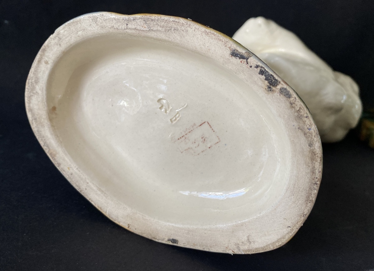Georges Dreyfus. Paire de bougeoirs en barbotine. XIXème. Ours blancs dressés.-photo-7