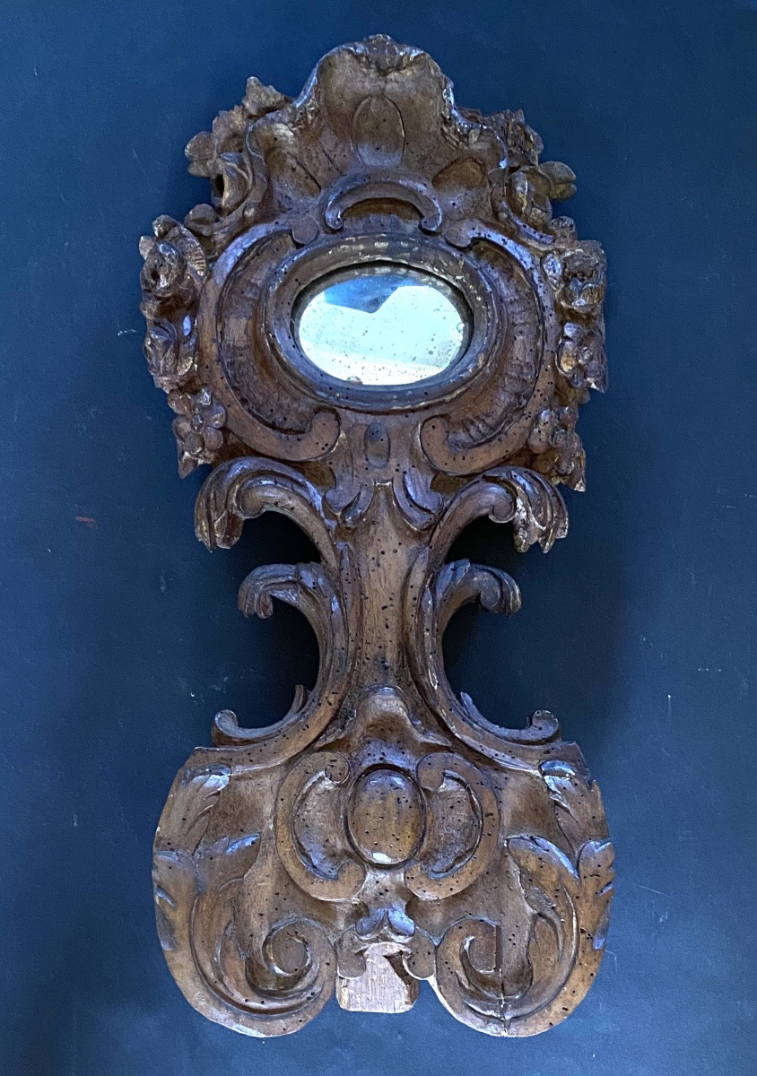 Monstrance- reliquaire en bois sculpté XVIIIème. Décor floral. -photo-1