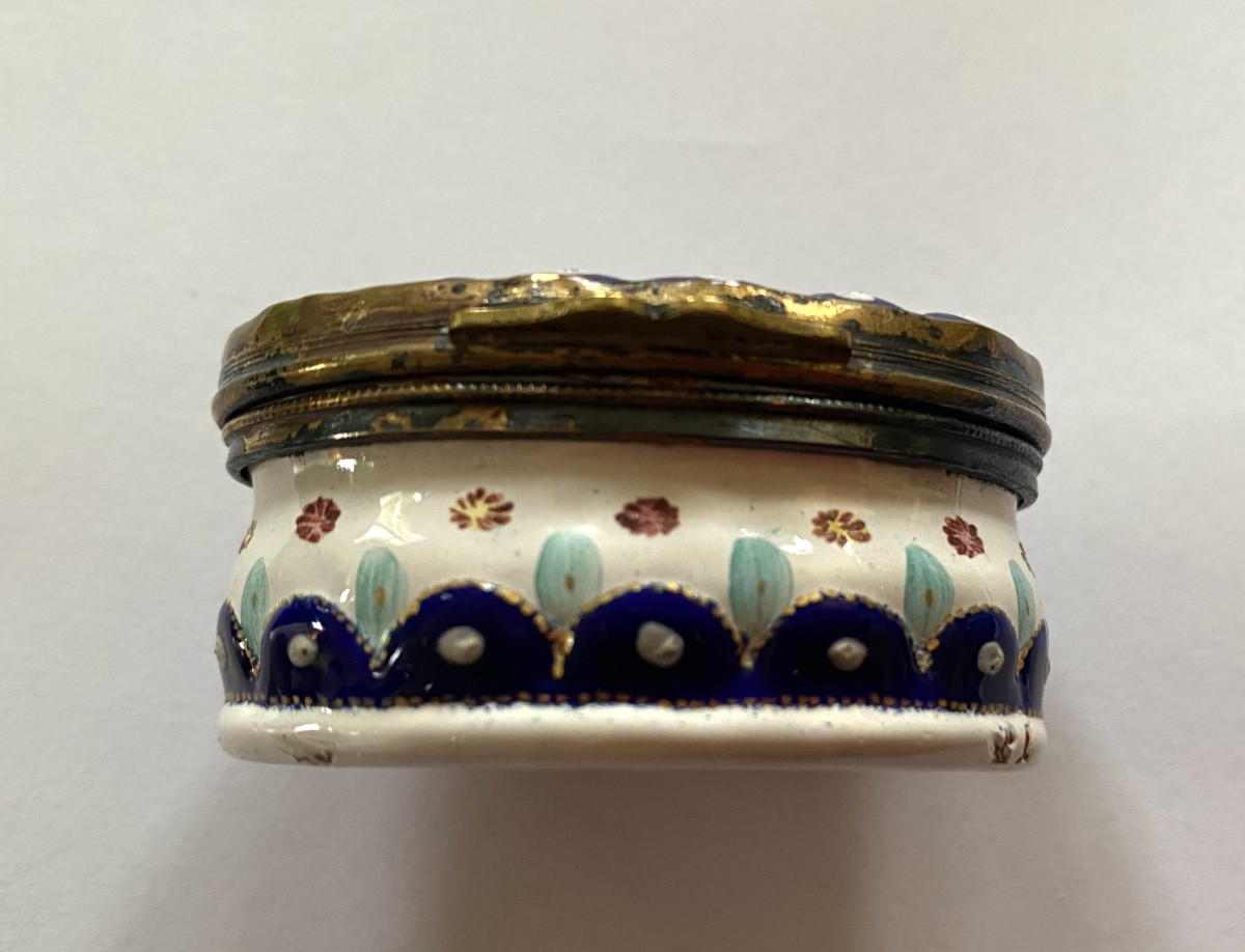 XVIIIth Century Style Fly Box. Enameled Floral Decoration On Brass.-photo-1