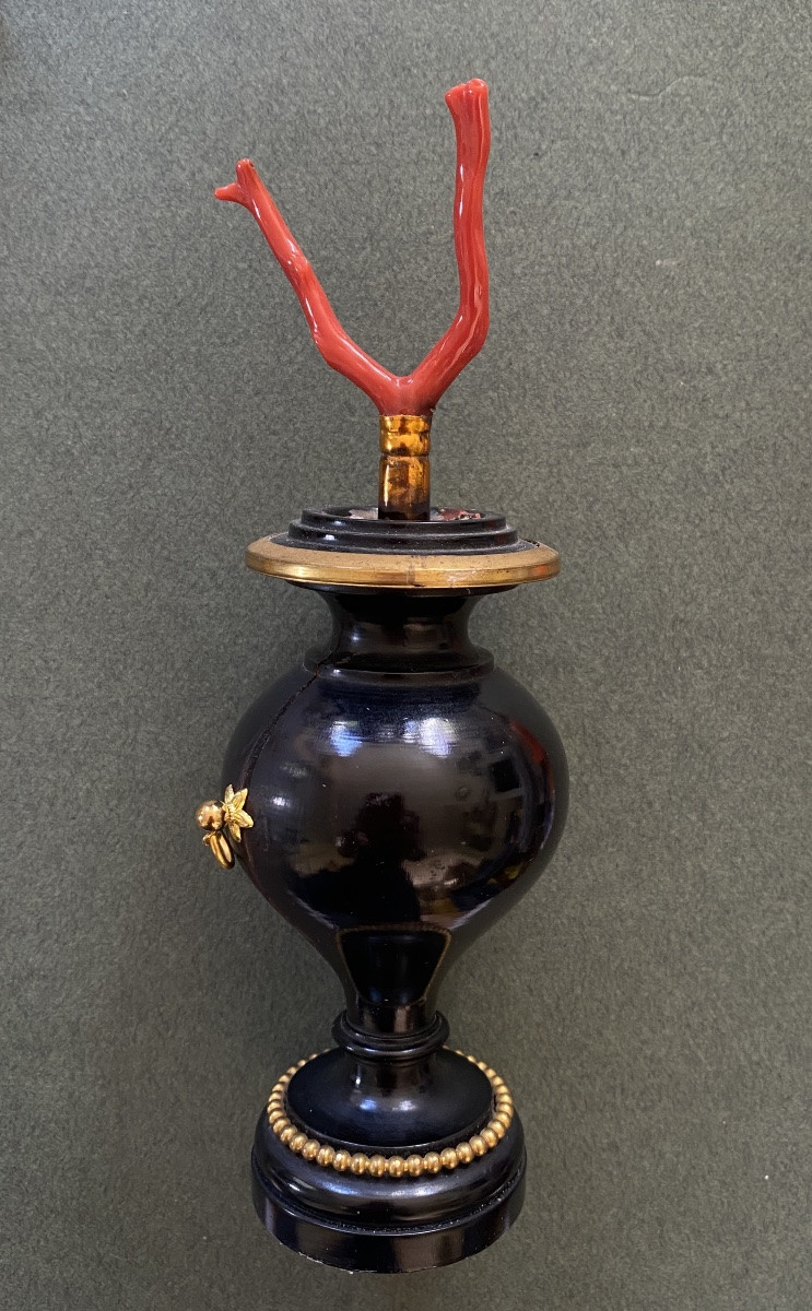 Red Coral Stem On Blackened Wood Base. Curiosity.-photo-2