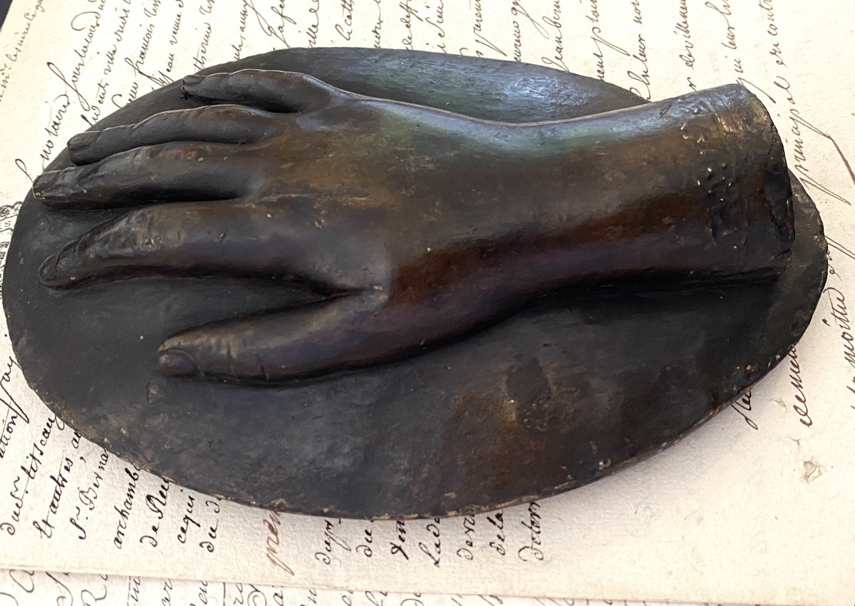Paperweight, 19th Century. Workshop Plaster With Patina. Woman's Hand.-photo-3