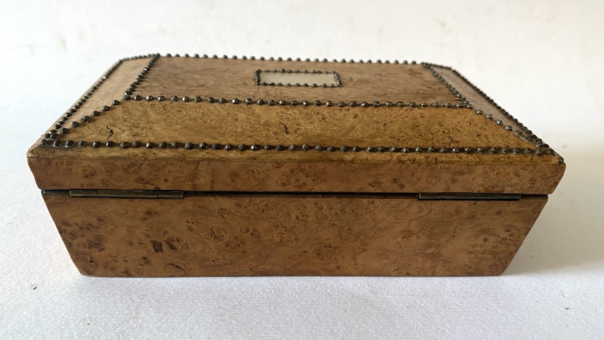Boxed Set. Elm Burl, Mother-of-pearl And Steel Tip Box, Early 19th Century.-photo-1