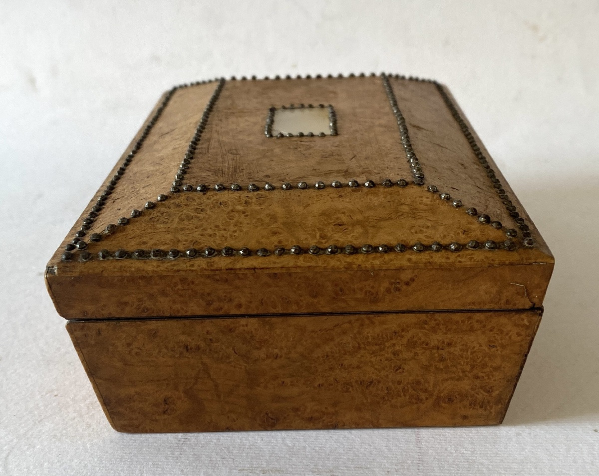 Boxed Set. Elm Burl, Mother-of-pearl And Steel Tip Box, Early 19th Century.-photo-2