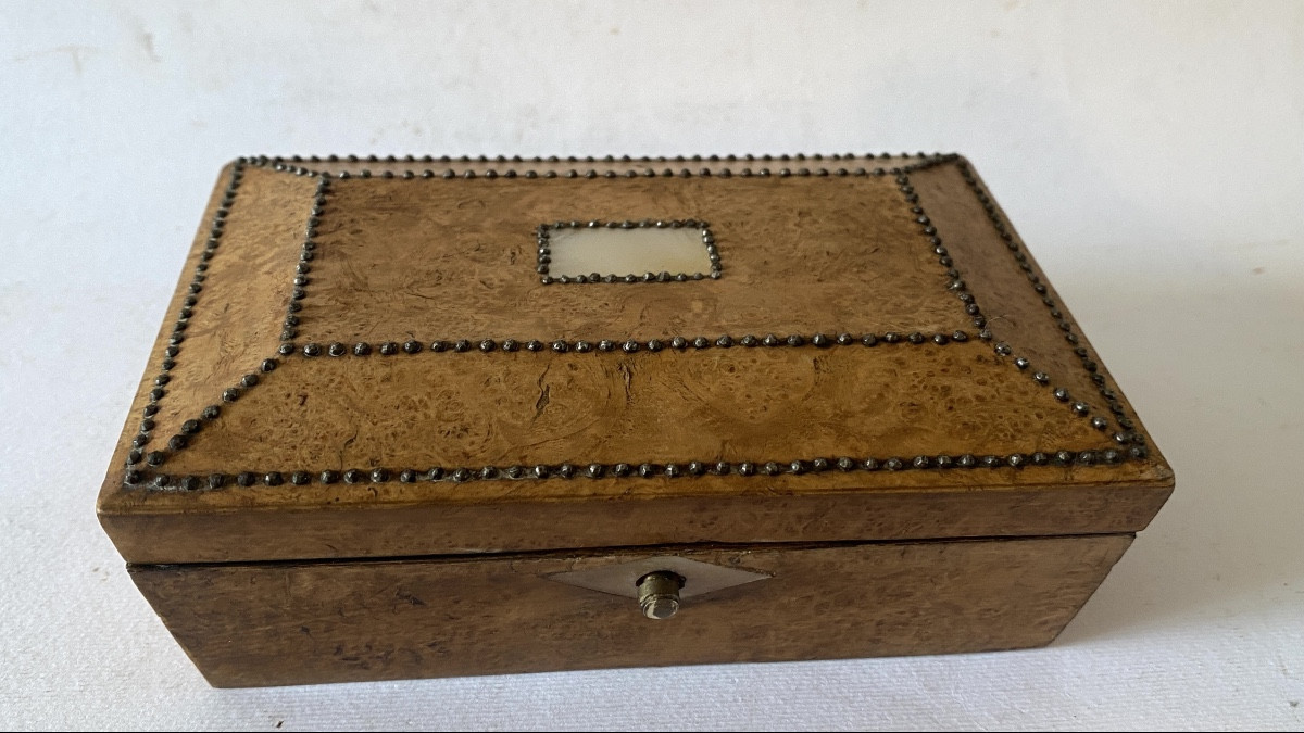 Boxed Set. Elm Burl, Mother-of-pearl And Steel Tip Box, Early 19th Century.