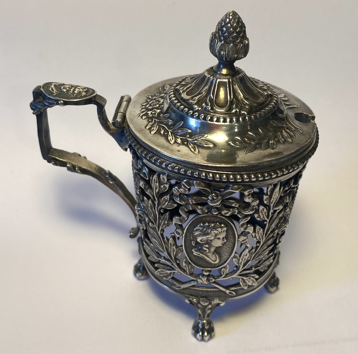 19th Silver Mustard Pot. Louis XVI Style . Medallions, Laurels, Roses And Knotted Ribbon.-photo-3