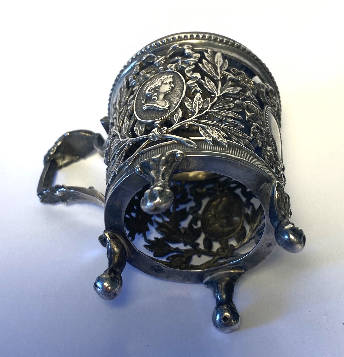 19th Silver Mustard Pot. Louis XVI Style . Medallions, Laurels, Roses And Knotted Ribbon.-photo-3