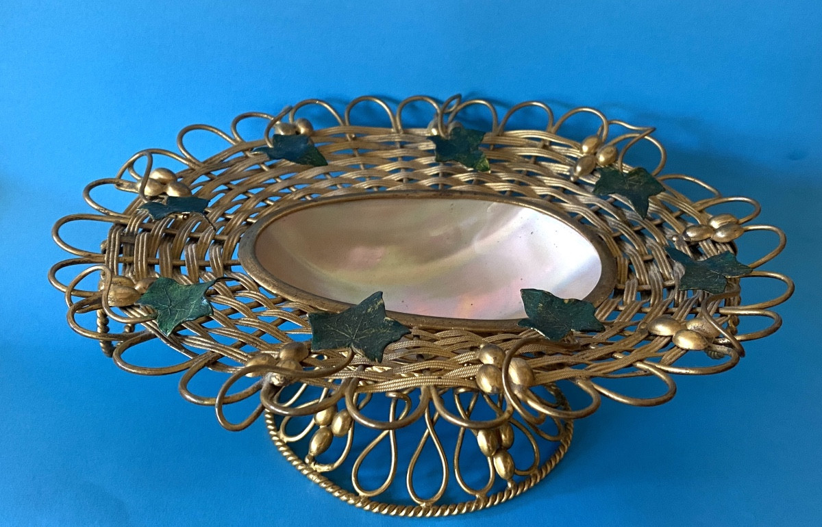 Basket In Gilded And Braided Brass. Empty Pocket, Baguier. XIXth  Century.
