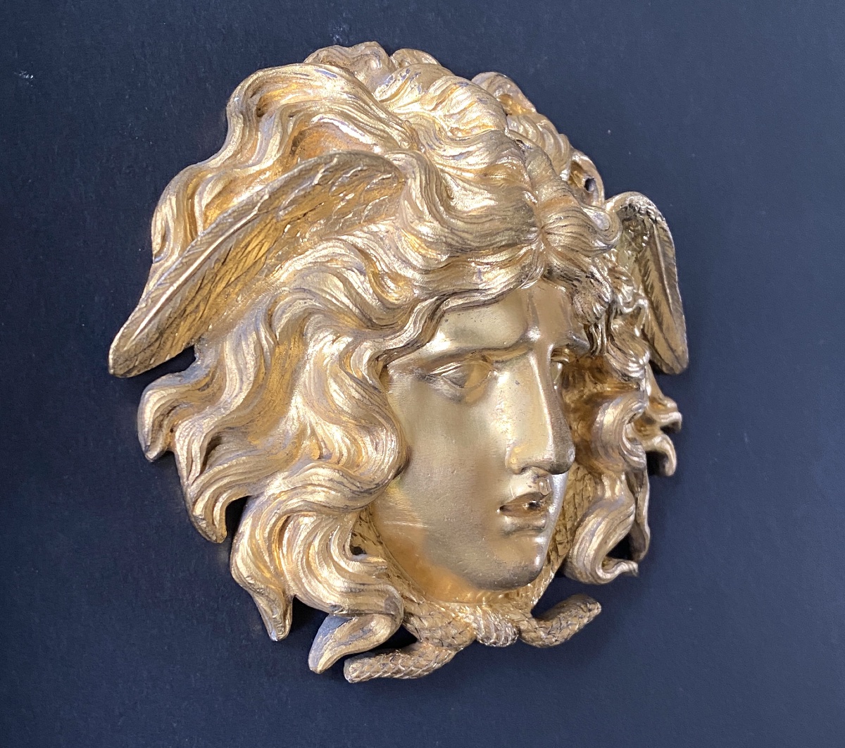 Head Of Medusa. 19th-century Gilded Bronze Ornament. -photo-2