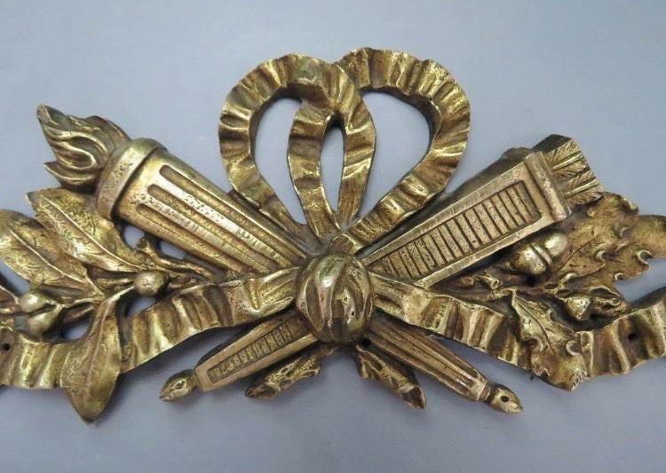 Decorative Bronze. Louis XVI Style. Quiver, Torch, And Intertwined Oak And Laurel Branches.-photo-2