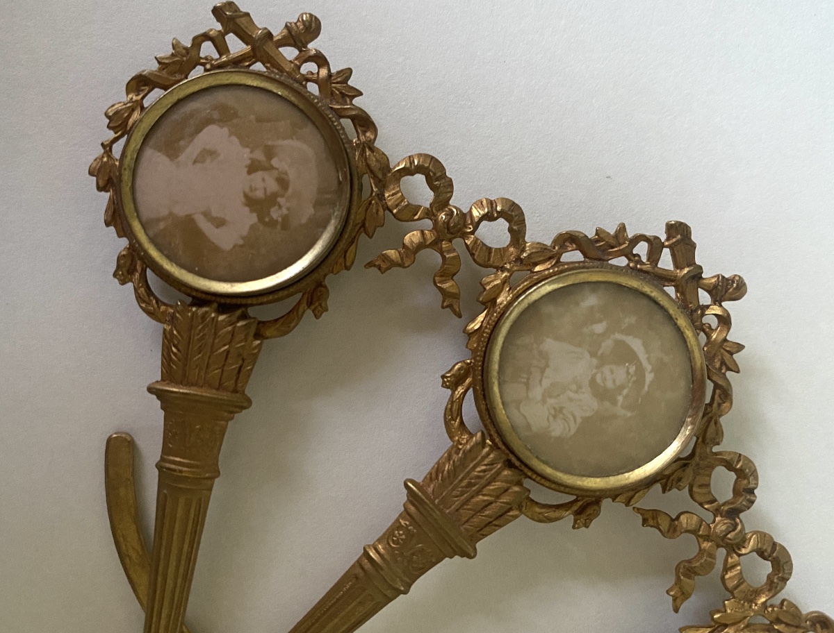 Gilded Brass Fan Shaped Photo Frame. Louis XVI Style. Early 20th. Holds Five Photos -photo-2