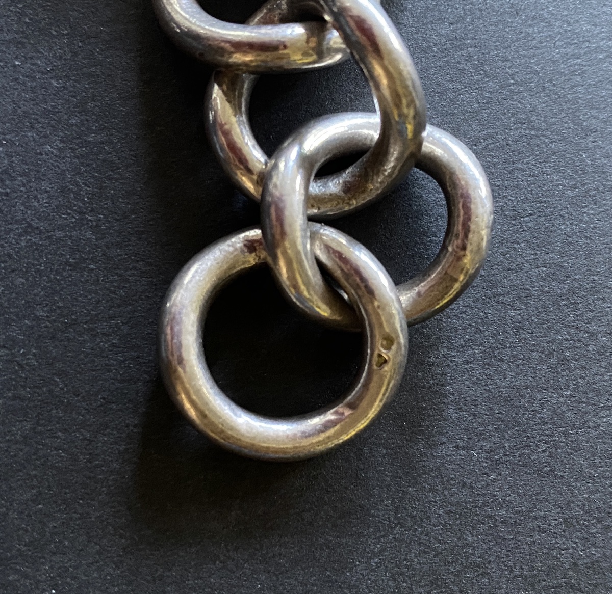 Bracelet en argent massif. France années 80. -photo-4