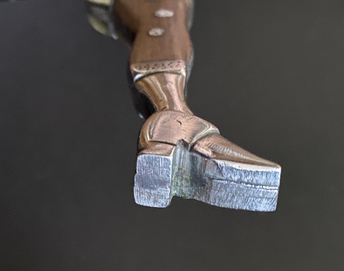 19th-century Serving Fork. Folk Art. Steel And Horn. Depicts A Woman's Torso. -photo-5