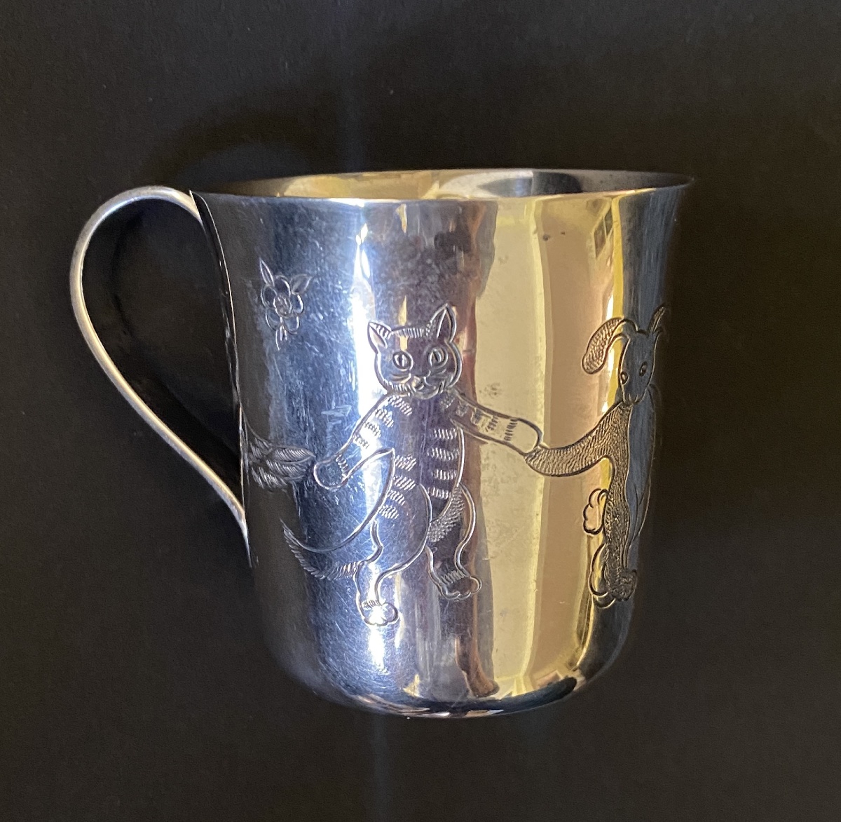 Tiffany & Co. New York. Solid Silver Children's Cup. Hand-engraved Animal Design. -photo-2