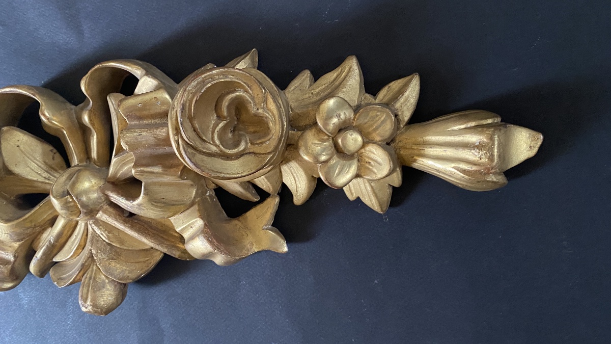 19th-century Carved And Gilded Wood. Flowers And A Knotted Ribbon In The Louis XVI Style.-photo-4