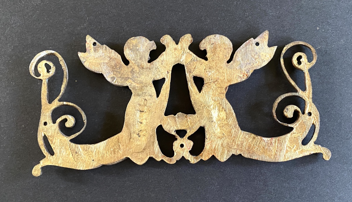 19th-century Ornamental Bronze. Cherubs, Flowers, And Spirals. -photo-4