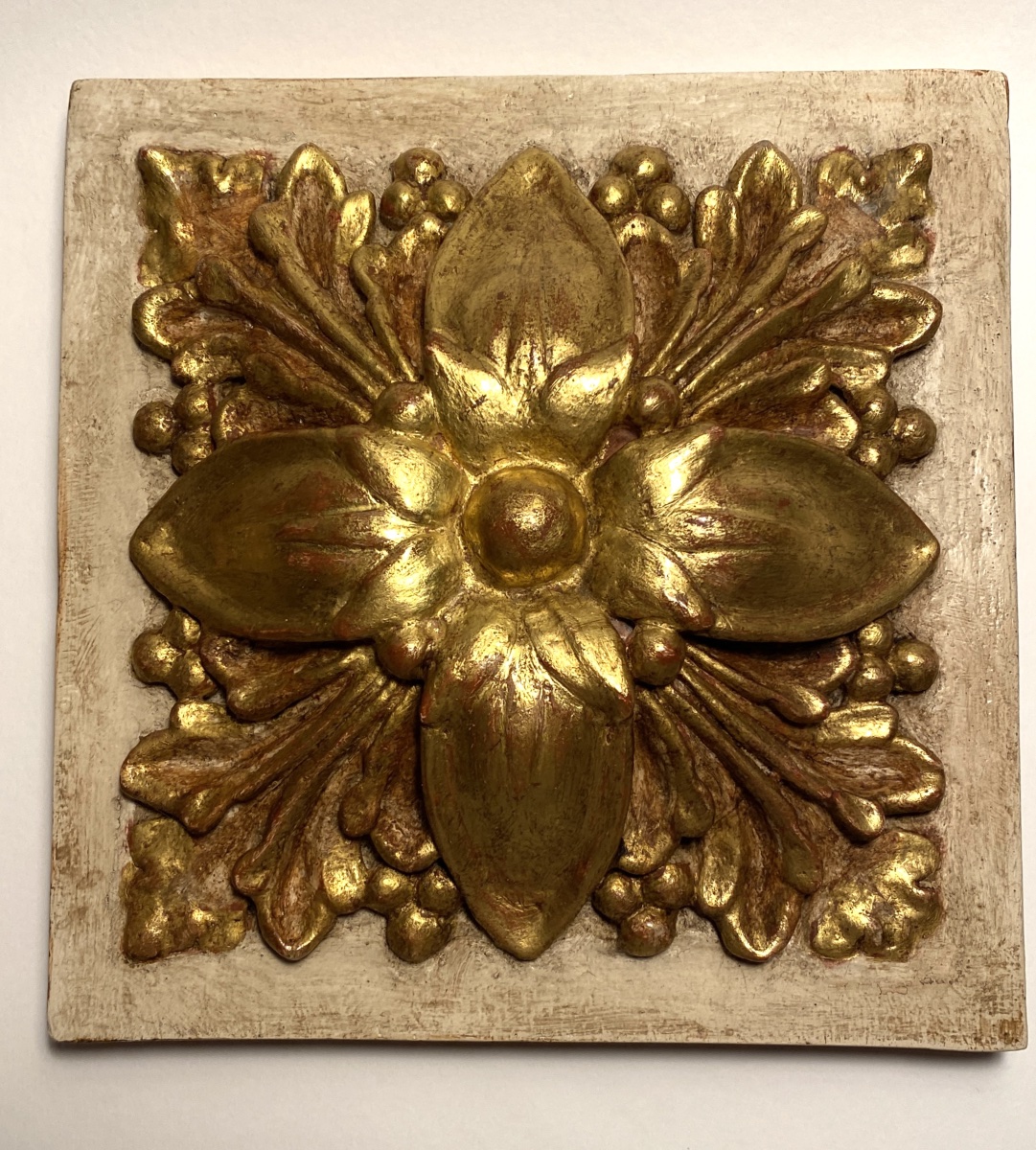 Pair Of Ornaments. Carved Wood Gilded With Gold Leaf. Floral Design In Relief. Mid-20th.-photo-4