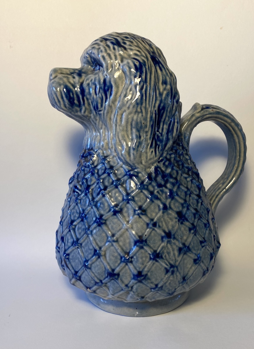 Pichet de cabaret. Pot à eau zoomorphe pour absinthe en grès émaillé XIXème.  