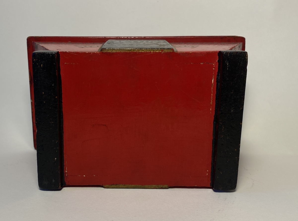 Small Painted Art Deco Wooden Box. Japanese-style Decoration. -photo-4