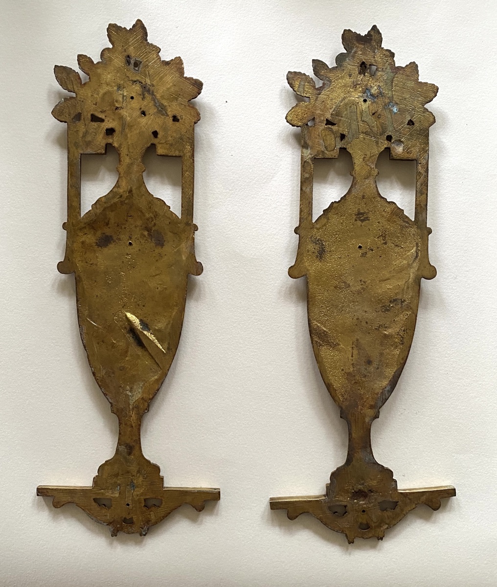 Paire de bronzes d’ornement XIXème. Vasques fleuries. -photo-2